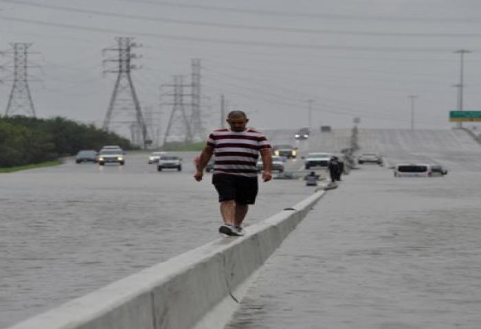 Badai Harvey Ngamuk di Texas!